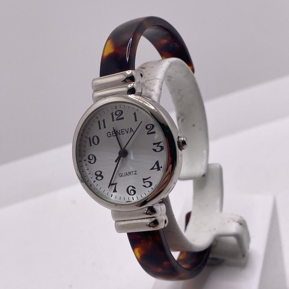 Geneva Womens Tortoise Shell Cuffd Bangle Watch New Battery